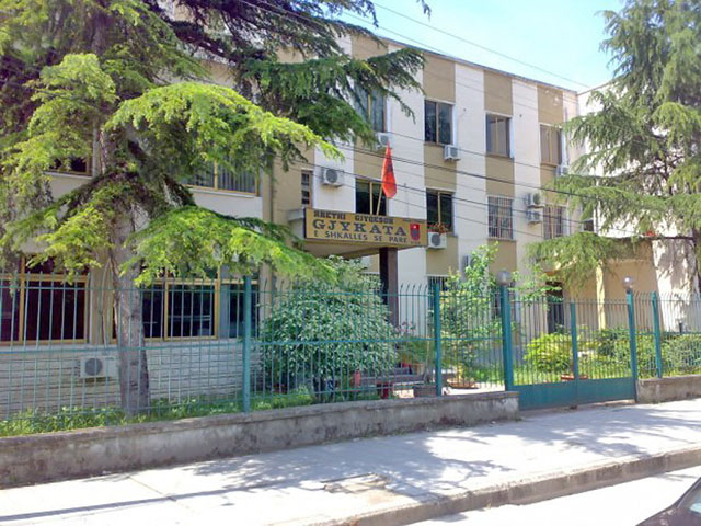 Dhunuan avokatin pas gjyqit për pronën, arrestohet 32-vjeçari