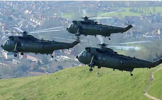 Britania dërgon helikopterë në Ukrainë, sekretari i Mbrojtjes: Mbështetja e palëkundur!