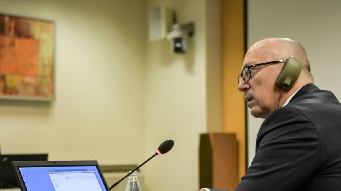 Pezullohet drejtori i policisë në veri, reagon Serbia