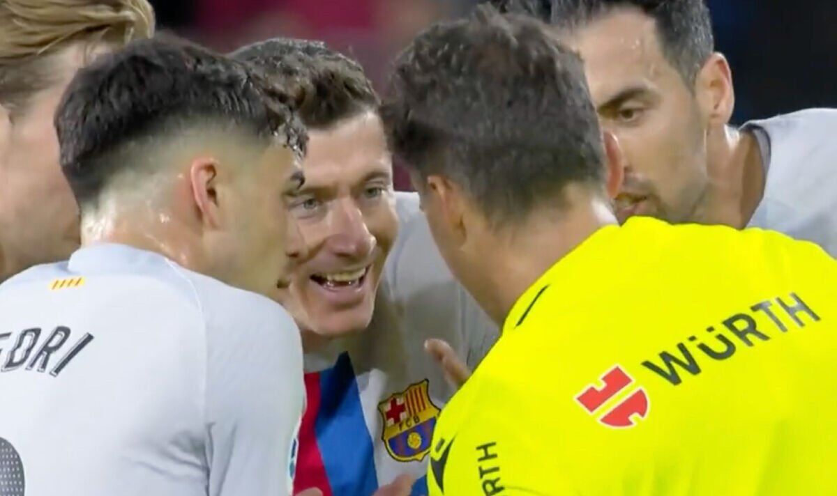 Mori karton të kuq dhe ofendoi arbitrin, Levandovski rrezikon dënimin shembullor