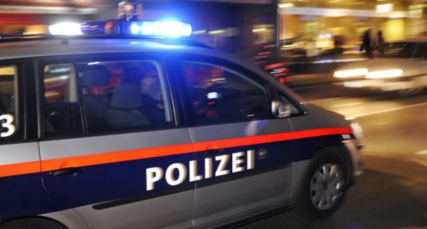 Vodhi xhiron ditore dhe paketa me cigare nga dyqani në Gjermani, alarmi nxjerr zbuluar 41-vjeçarin shqiptar