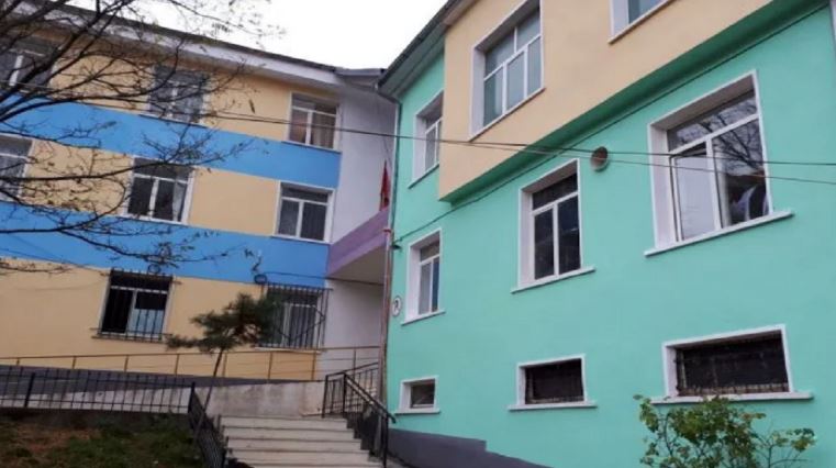 Kërcënoi drejtorin e spitalit të Bulqizës, arrestohet 31-vjeçari