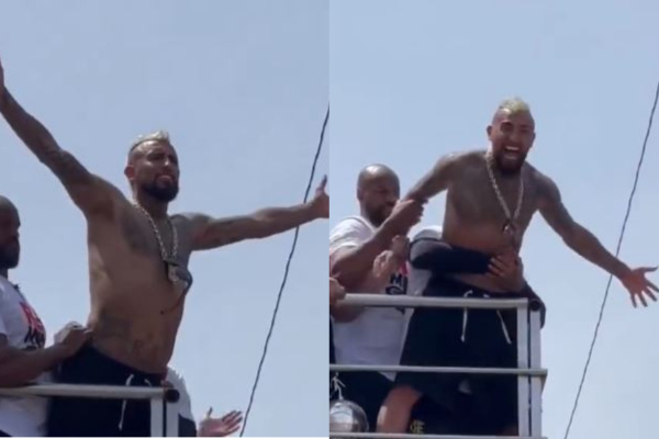 Vidal i rikthehet “zakonit të vjetër”! Shfaqet i dehur gjatë festimeve me tifozët