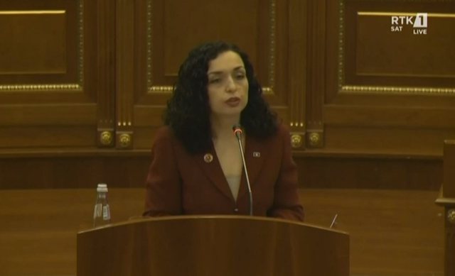 “Koha e tregtarëve të kufijve ka perënduar”, Vjosa Osmani: Vuçiç po kërcënon Kosovën me ide hegjemoniste