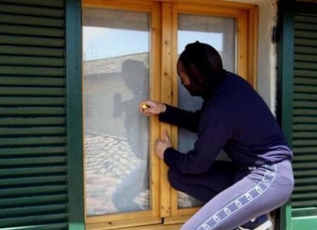 Arrestohen 3 shqiptarë në Itali, bënin namin me vjedhje banesash