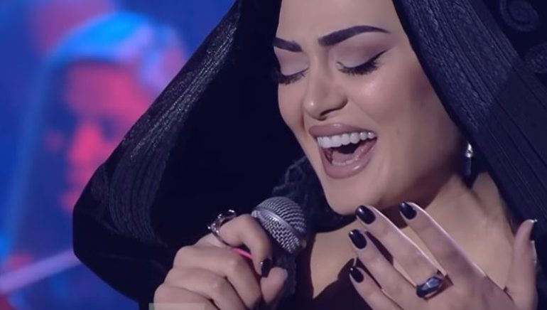 “Shqipëria shkel rregullat”, mediat serbe “nuk kapërdijnë” shkuarjen e familjes Kelmendi në Eurovizion