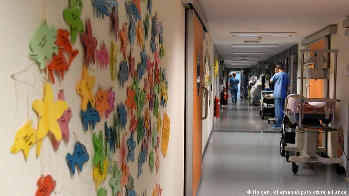 Virusi RS në Gjermani: Klinikat e pediatrisë në limitet e tyre