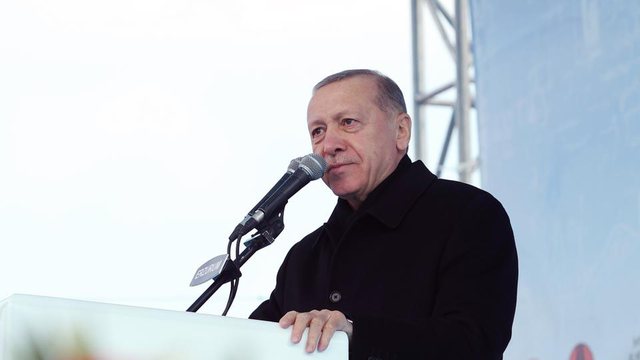Edhe Erdogan rreshtohet krah Ronaldos: Si mund ta lësh në stol?