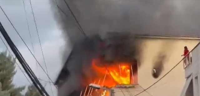 Zjarr në një fasoneri, merr flakë çatia gjatë punimeve 