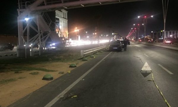 Aksident tragjik në Durrës, humb jetën 50-vjeçari, plagosen dy 20-vjeçare. Drejtuesi 18-vjeçar i mjetit ndalohet