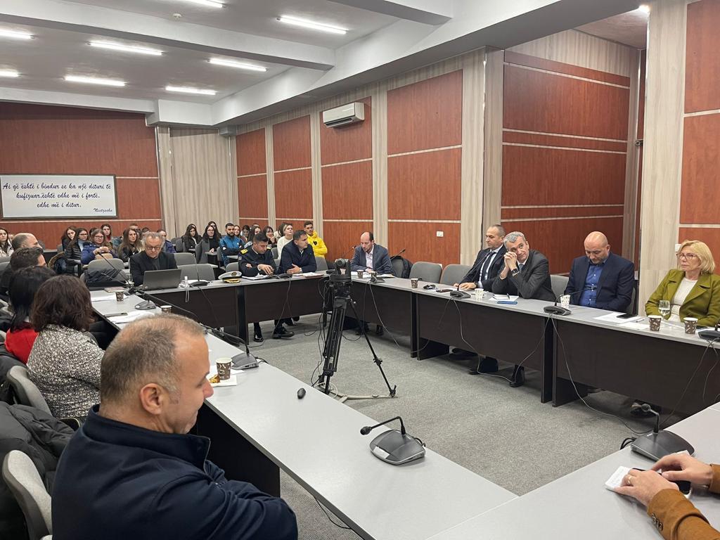 Bashkëpunimi midis Italisë, Shqipërisë dhe Malit të Zi në transportin ujor, në fokus të konferencës të mbajtur në UAMD (FOTO)