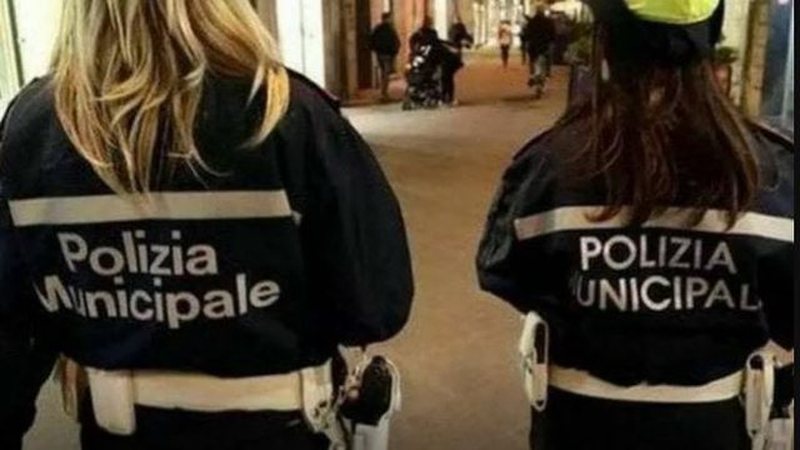 Fitoi konkursin për t’u futur në policinë bashkiake, refuzohet 27-vjeçarja, nuk do ta besoni arsyen absurde