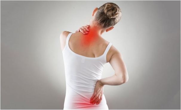 Ja përse nuk duhet t’i neglizhoni dhimbjet e shpinës