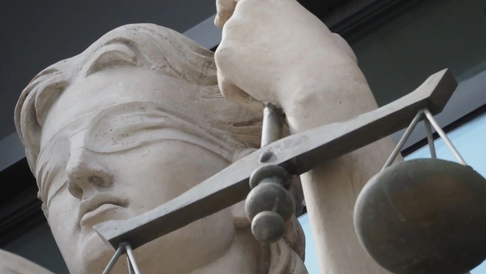 Një muaj paraburgim për serbin që dyshohet për krime lufte në Kosovë