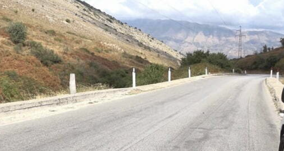 Makina del nga rruga, ndërron jetë drejtuesja