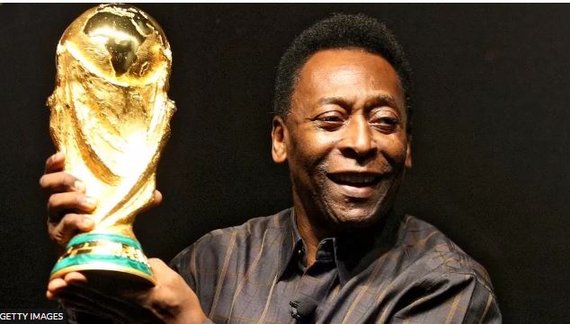 U rrit në varfëri, shkelmonte me çorape të mbështjella, kush ishte Pele