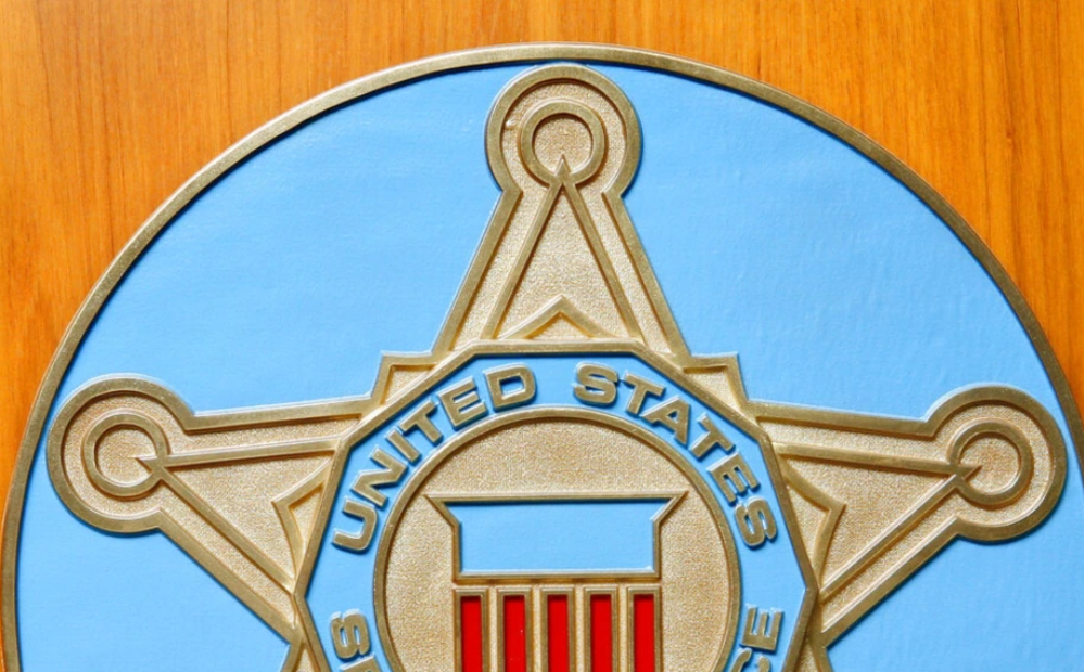 Hakerët kinezë vodhën miliona Dollarë nga fondet për asistencën gjatë pandemisë në SHBA