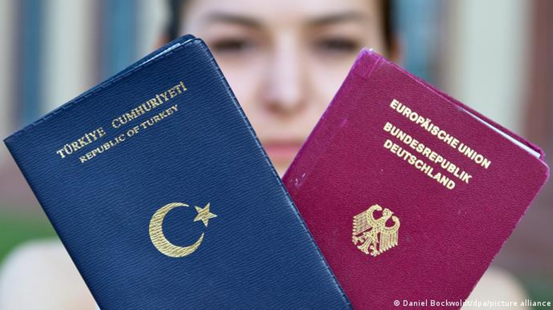 Reforma e shtetësisë së dyfishtë të Gjermanisë vjen ‘tepër vonë’, thonë migrantët