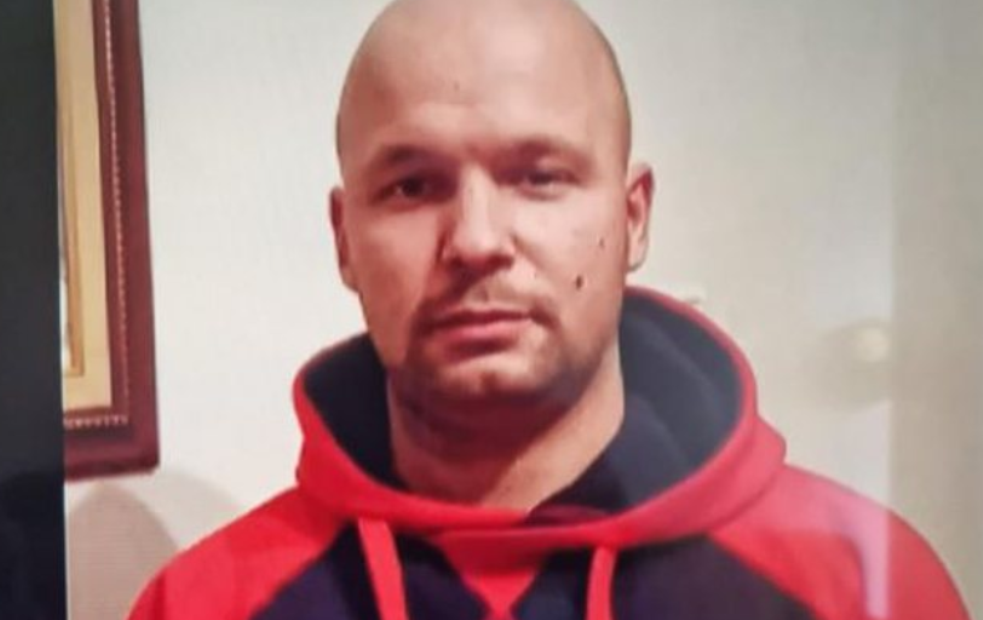 Goditi me grusht Berishën, Prokuroria kërkon “burg” për 31-vjeçarin