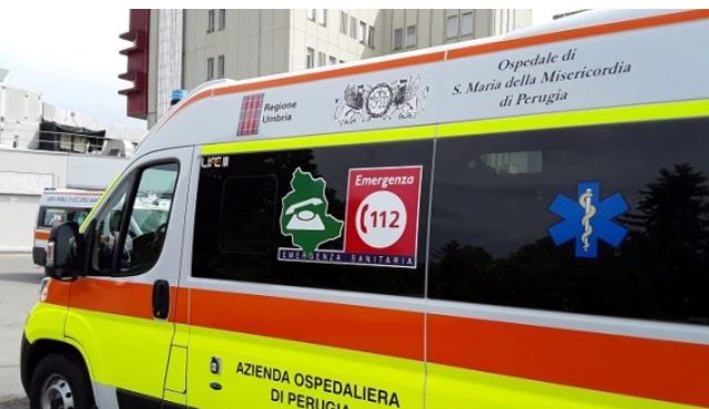 Po nxitonte për të dalë nga shtëpia ku do grabiste, shqiptari përfundon me krah të thyer