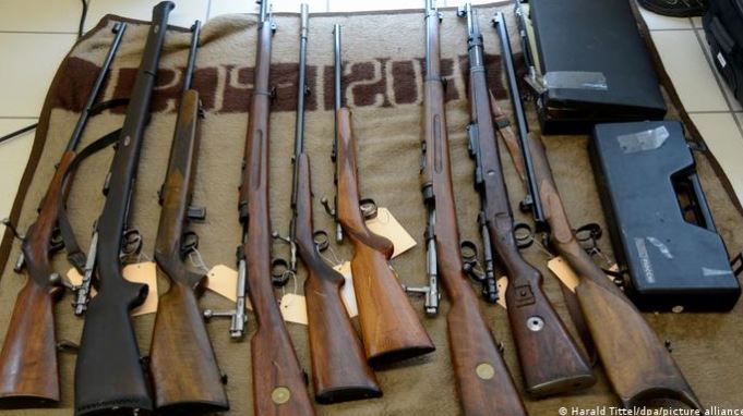 Gjermani/ Ministrja e Brendshme kërkon ashpërsimin e ligjit për armët