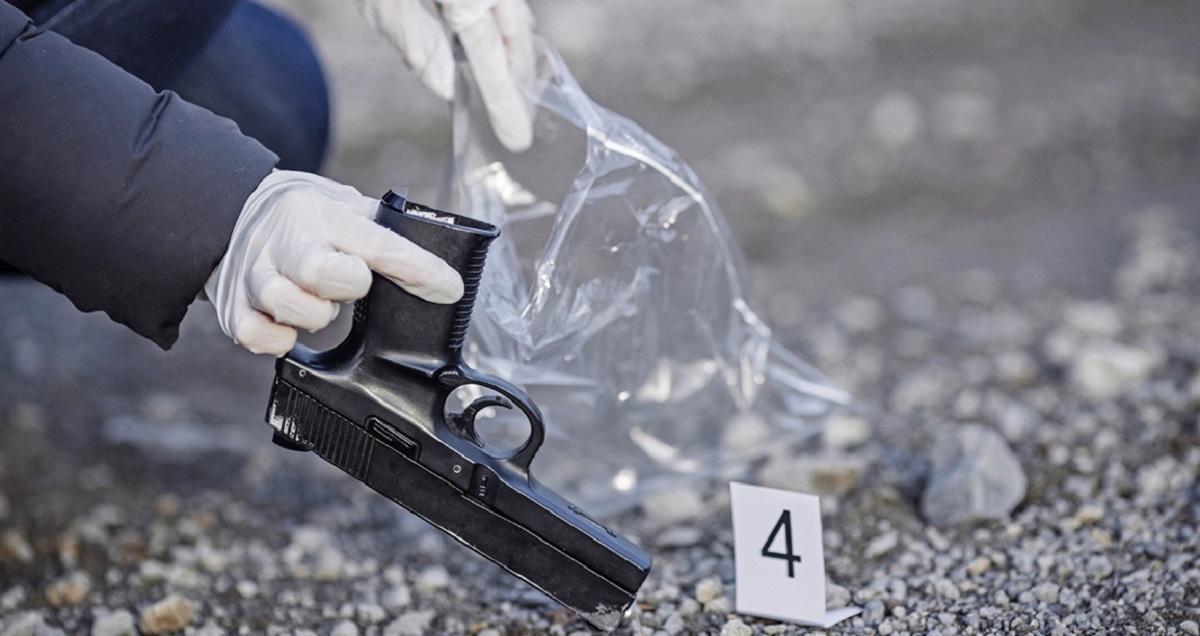 Shqiptar vret me dy plumba në kokë të dashurën greke: Isha xheloz