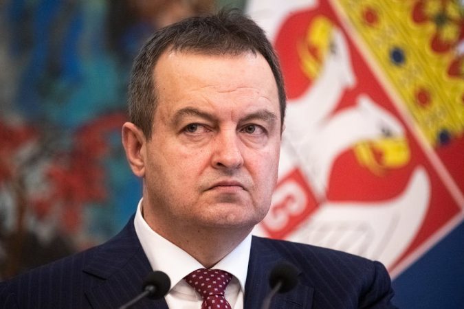 Tensionet në veri, ministri serb sulmon ndërkombëtarët: Mbështesin në mënyrë të heshtur qëllimin e Kurtit