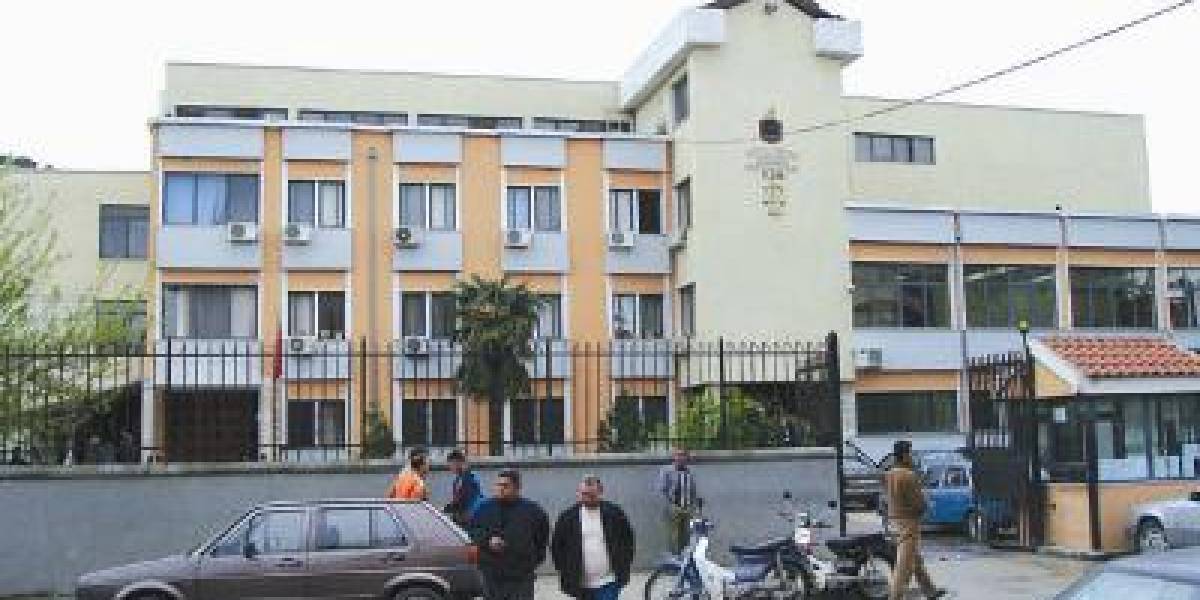 Pasuri të krijuara nga të ardhura kriminale në Itali, Prokuroria e Vlorës i sekuestron vlonjatit 6 apartamente dhe 1 dyqan