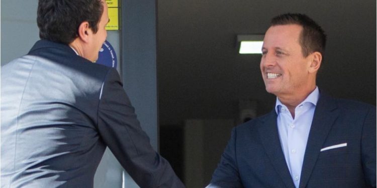 Grenell fajëson Kurtin për situatën në veri