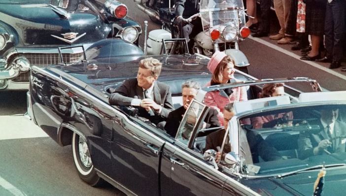 Shtëpia e Bardhë publikon mijëra dokumente për vrasjen e Kennedy