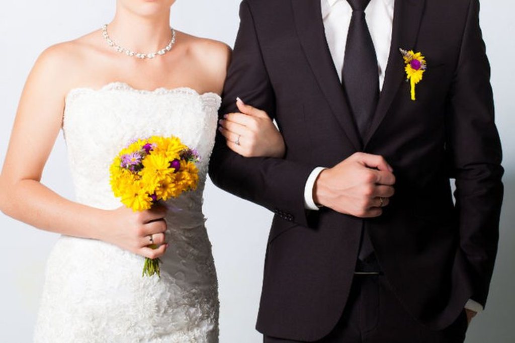 Shkoi në bashki për celebrim, burri zbulon se kishte 8 vjet i martuar!