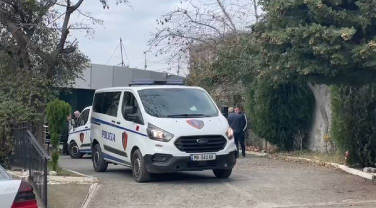 Dhunuan drejtorin e OSHEE-së në Lezhë, lihen në burg dy autorët