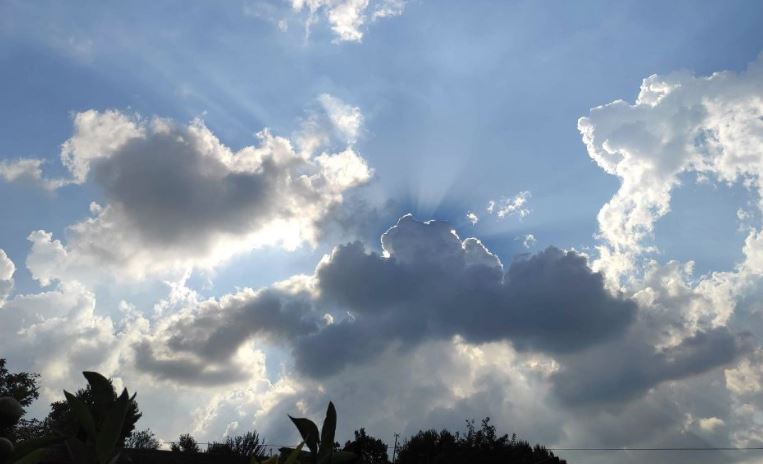 Parashikimi i motit për sot, sa do shkojnë temperaturat