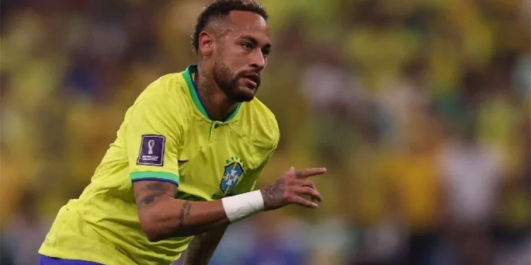 Telashe për Neymar, mori karton të kuq për të festuar në Brazil
