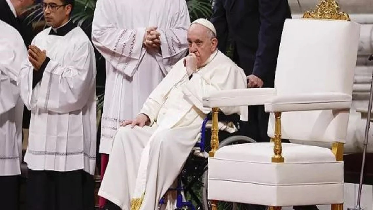 “Papa ka firmosur dorëheqjen”/ Zbulohet letra e 2013