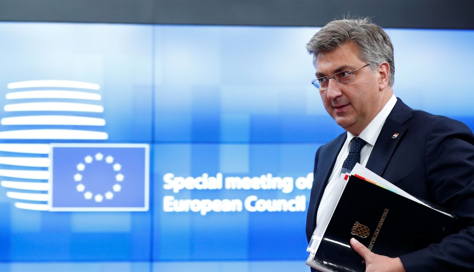 Kroacia uron Kosovën për aplikimin për anëtarësim në BE