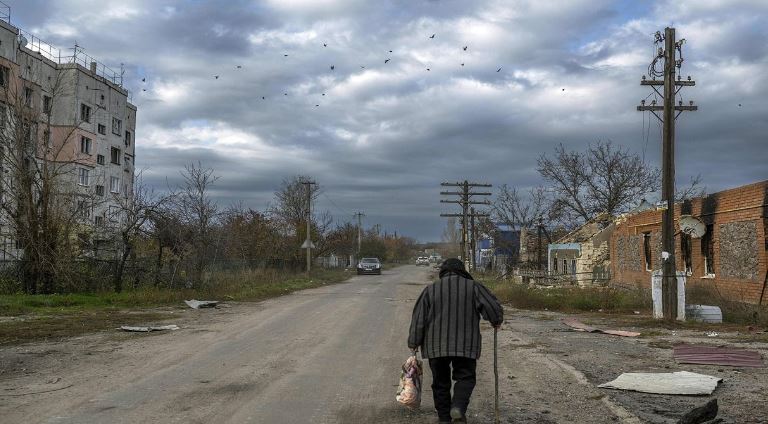 Rusia sulmon në qendër të Khersonit