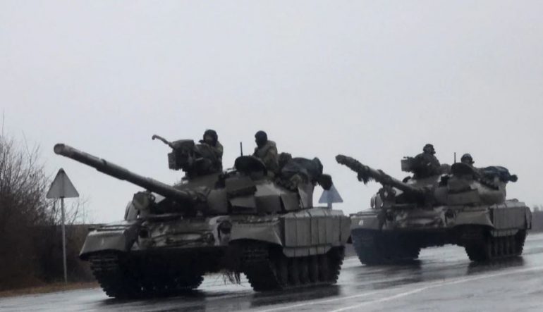 Tensionet në rritje me Ukrainën, aleati i Rusisë vendos njësitë ushtarake në gatishmëri