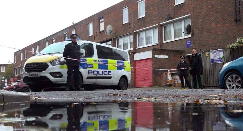 FOTO/ Dy 16-vjeçarë gjenden të vrarë rreth 2 km larg njëri-tjetrit, akuzohen dy adoleshentë në Londër
