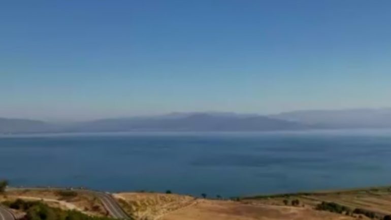 Ndotja minerare rrezikon statusin e UNESCO-s për liqenin e Ohrit