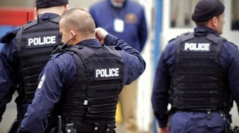 Plas arma në Kosovë, dy të plagosur, mes tyre një 11-vjeçar