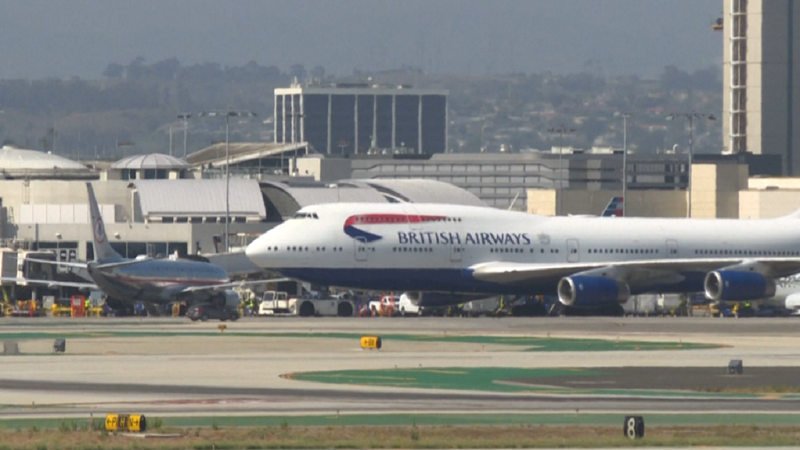 “Kthim në kohë”/ Avioni niset në fluturim në 2023, arrin në…2022-shin