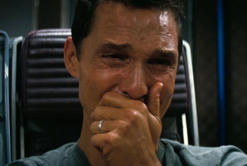 Humbi të bijën në aksidentin ajror, rrëqeth babai i stjuardeses: E ndjeva, i thashë mos shko në punë sot!