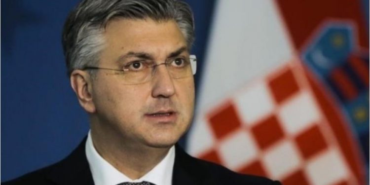 Kryeministri kroat kritikon ashpër presidentin Plenkoviç: Kosova nuk u aneksua, është shtet i pavarur