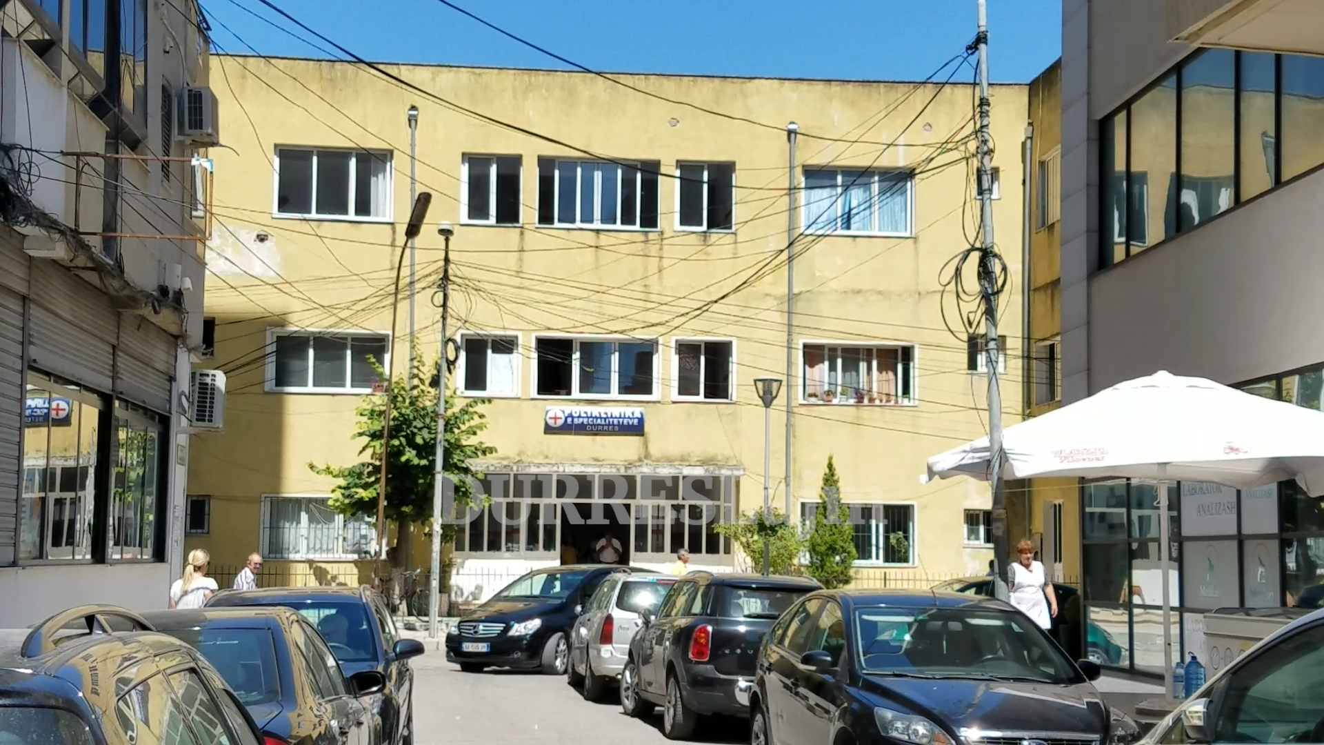 Transferohen mjekët nga Poliklinika e Specialiteteve në Durrës, ja arsyeja (VIDEO)