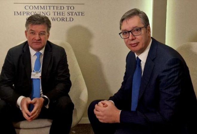 “Ishte diskutim intensiv dhe jo i lehtë”, Lajçak pas takimit me Vuçiç: Është gati të marrë vendime të vështira