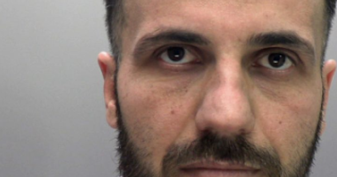 “Jeta ime është në rrezik”, u kap në shtëpi bari në Angli, shqiptari: Kam borxhe në Shqipëri