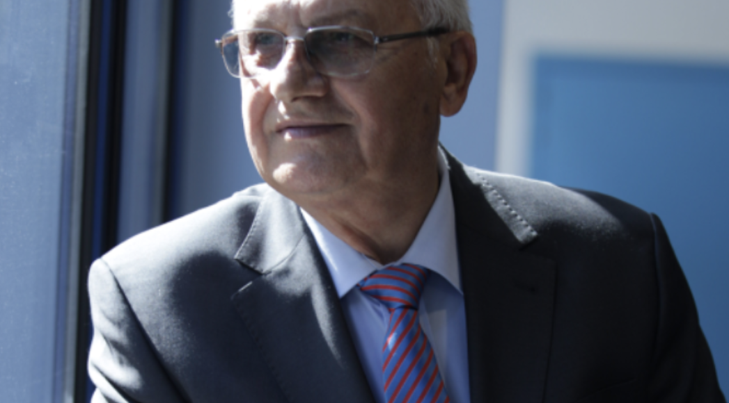 Vuante nga një sëmundje e rëndë, ndërron jetë mjeku Isuf Kalo