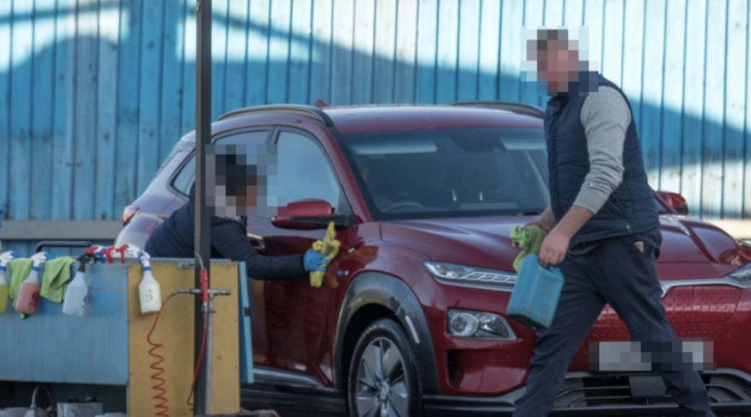 “Terroristë, vrasës dhe përdhunues”, artikulli i The Sun për emigrantët: Një shqiptar vrau gruan dhe kërkon azil