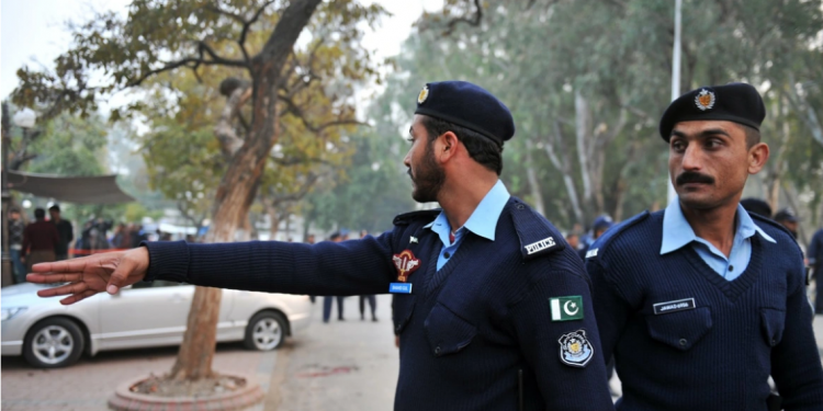 Gënjenin fëmijët dhe i merrnin organet për t’i shitur, shkatërrohet rrjeti i trafikantëve në Pakistan